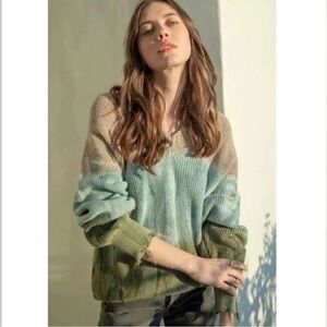 Young Fabulous & Broke YFB Run Away Distressed Tie Dye Oversized Sweater S/M